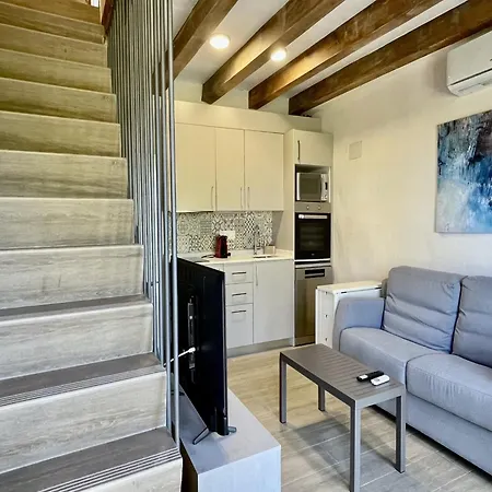 In With Terrace